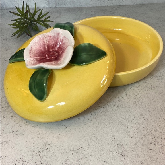 Vintage Royal Haeger USA Yellow Floral Covered Lidded Dish Home Decor Ceramic - Picture 4 of 7